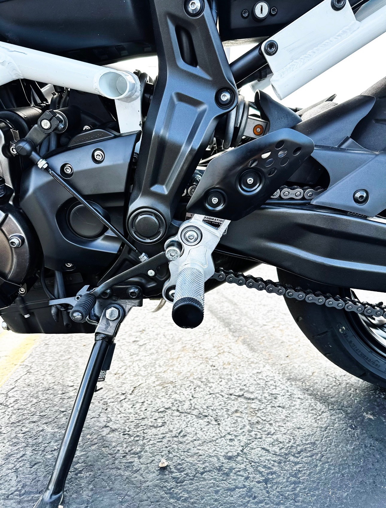 Solid machined rearsets for MT07 Stuntbike - Outlaw Stunt Parts