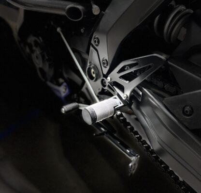 Outlaw Stunt Pegs for R7 - Image 2