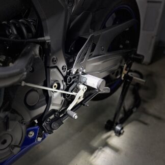 Outlaw Stunt Pegs for R7