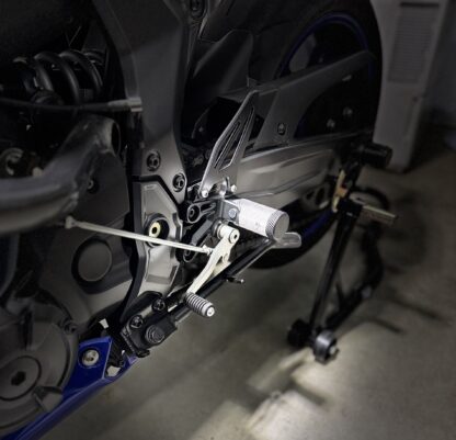 Outlaw Stunt Pegs for R7