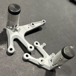 Outlaw Stunt Pegs for R3