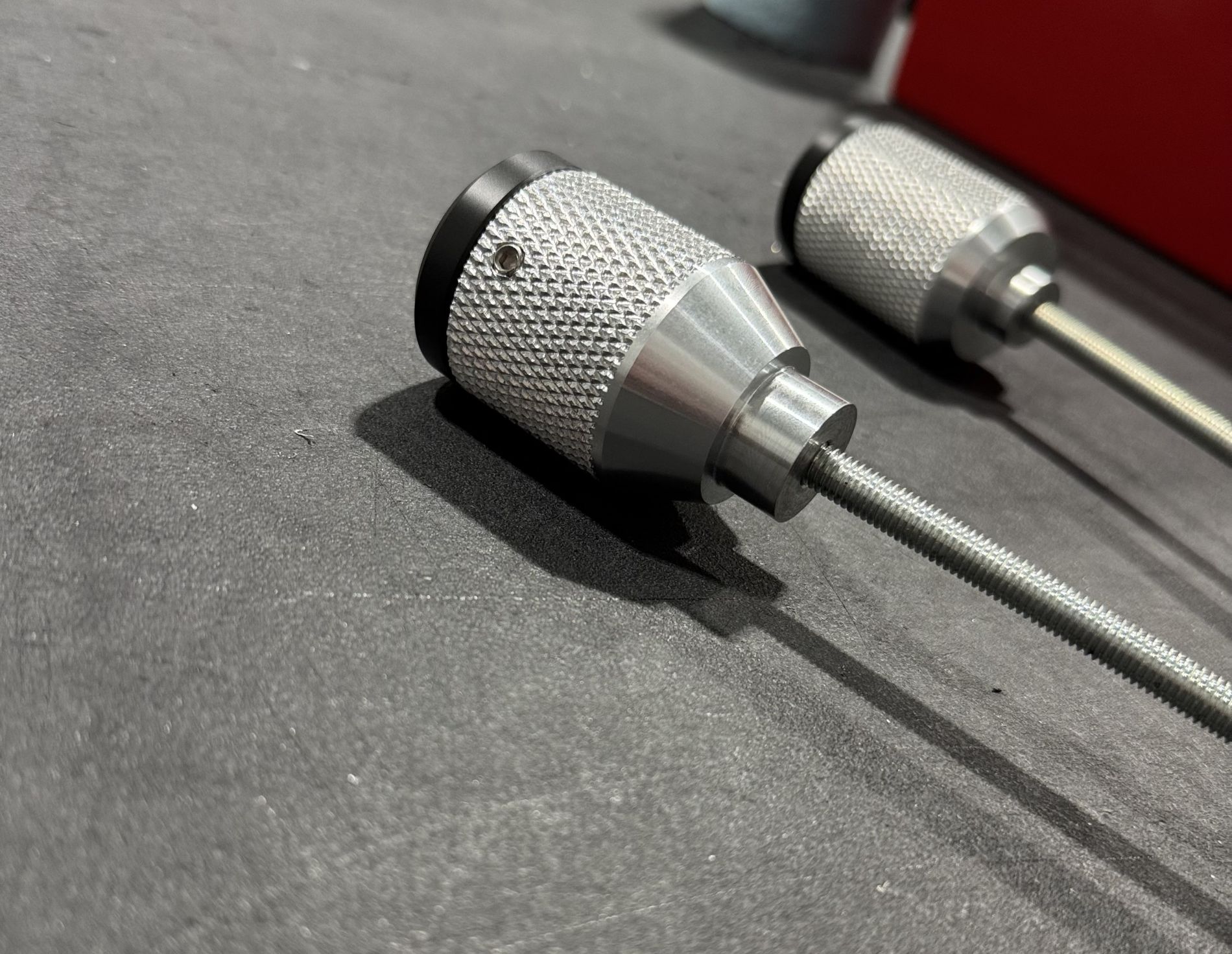 Stark Varg Aluminum Axle Pegs